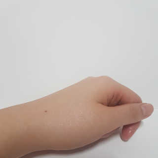 땡큐파머 미라클에이지 리페어크림 — 5점을 준 리뷰어가 2018년 1월 올린 사용 사진