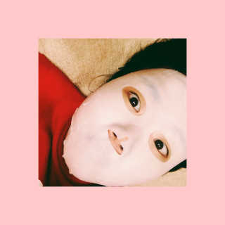 23years old 코쿤 윌로우 실키 마스크 — 5점을 준 리뷰어가 2018년 4월 올린 사용 사진