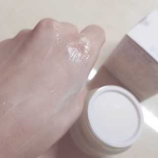 아이소이 코어탄력크림 — 5점을 준 리뷰어가 2018년 11월 올린 사용 사진