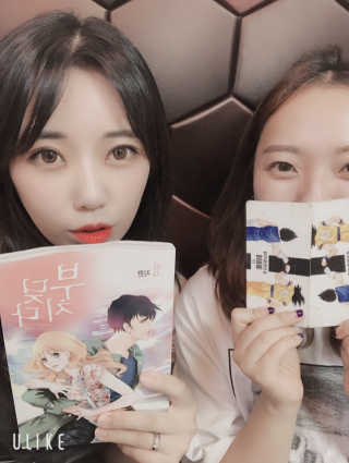 [공간 만화카페] 1인당 3시간 이용+음료 1잔, 2인Set — 5점을 준 리뷰어가 2019년 7월 올린 사용 사진