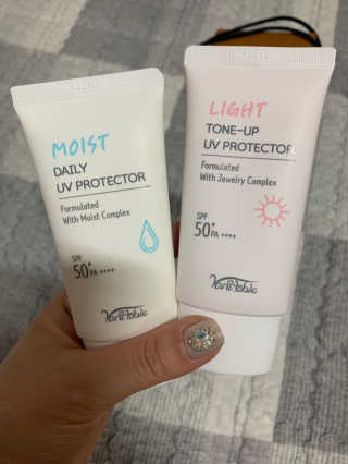 [베니테이블] 데일리 + 라이트 톤-업 유브이프로텍터 — 5점을 준 리뷰어가 2019년 7월 올린 사용 사진