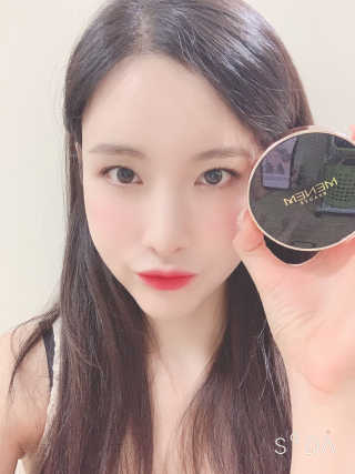 미넴보떼 [조여정쿠션] 아쿠아 GG모이스쳐 쿠션 23호 — 5점을 준 리뷰어가 2019년 6월 올린 사용 사진