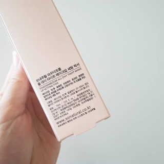 쏘내추럴 올데이 메이크업 픽서 — 5점을 준 리뷰어가 2019년 8월 올린 사용 사진