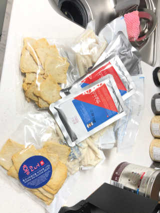 잠실맛집,홍코너떡볶이가우리집에[옛날맛,짜장맛옵션] — 5점을 준 리뷰어가 2019년 11월 올린 사용 사진