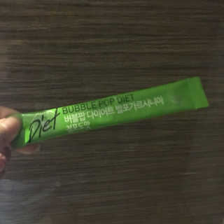 비타민하우스 버블팝 다이어트 발포가르시니아 청포도/복숭아 — 3.83점을 준 리뷰어가 2017년 5월 올린 사용 사진