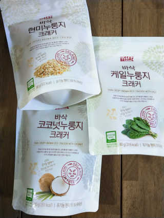 BASSAK 바삭 유기농 현미 누룽지 크래커 3종 — 4.5점을 준 리뷰어가 2019년 8월 올린 사용 사진