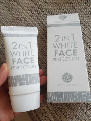 피움 스킨바리스타 2in1 화이트 페이스 퍼펙션 50ml — 5점을 준 리뷰어가 2018년 10월 올린 사용 사진