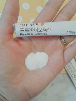 네츄럴굿띵스 퓨어 키즈 프로바이오틱스 60포 — 5점을 준 리뷰어가 2018년 1월 올린 사용 사진