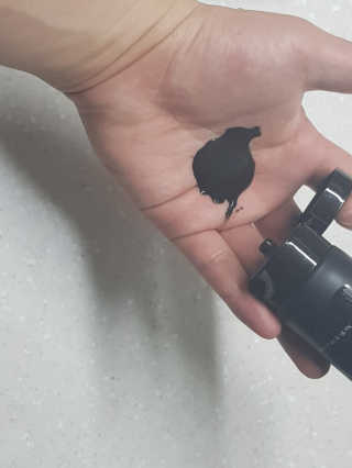 퓨어힐스 포어 클리어 블랙 챠콜 필오프 팩 — 5점을 준 리뷰어가 2019년 3월 올린 사용 사진