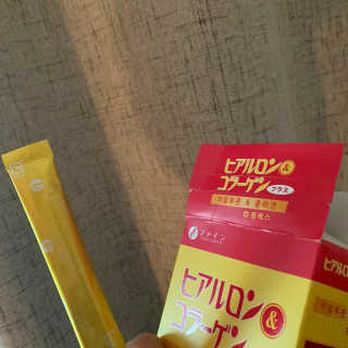 한국맥널티 맥널티 히알루론산 콜라겐 플러스 14개입 — 3.5점을 준 리뷰어가 2020년 1월 올린 사용 사진