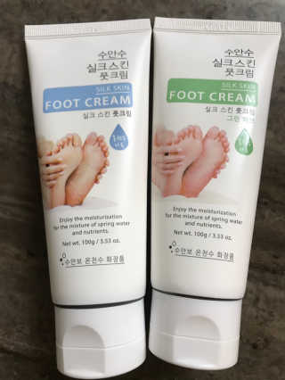 (주)에네스티 에네스티 수안수 실크스킨 풋크림 1+1 — 4.5점을 준 리뷰어가 2019년 9월 올린 사용 사진