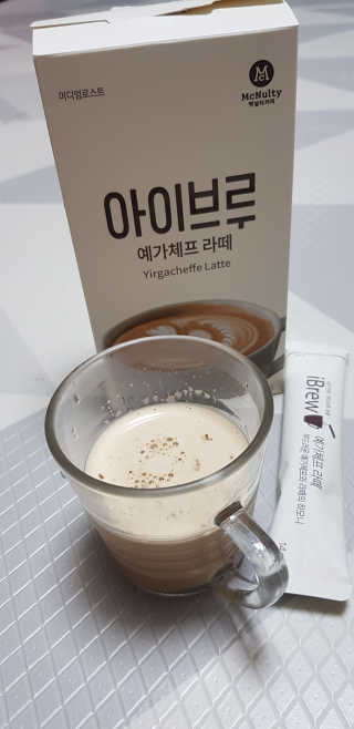 한국맥널티 아이브루 라떼 10T 3종 — 5점을 준 리뷰어가 2020년 3월 올린 사용 사진