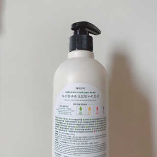 (주)에네스티 내추럴 촉촉  오트밀 바디로션 500ml — 5점을 준 리뷰어가 2019년 10월 올린 사용 사진