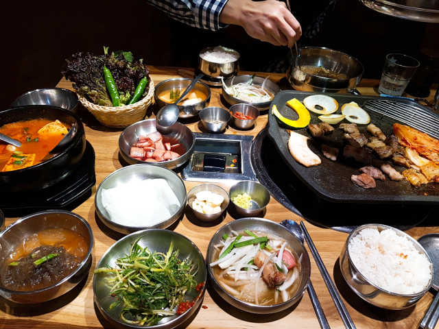 [안암고깃집] 삼겹살1+목살1 리뷰 사진