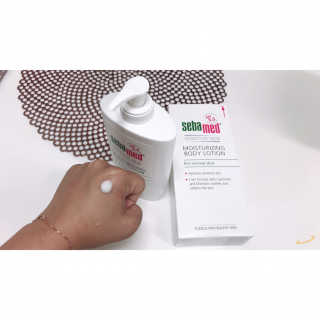 세바메드 모이스처라이징 바디로션 400ml — 5점을 준 리뷰어가 2019년 7월 올린 사용 사진