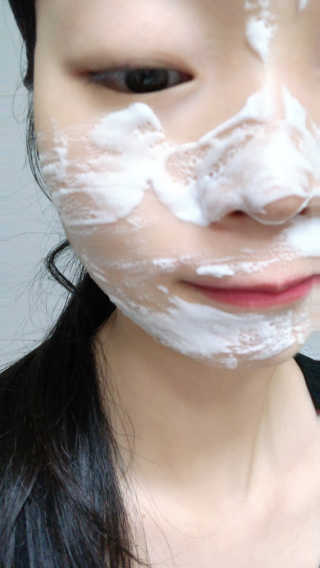 세안 필요 없는 지나인스킨 밀크 버블 에센스 팩 — 5점을 준 리뷰어가 2019년 11월 올린 사용 사진