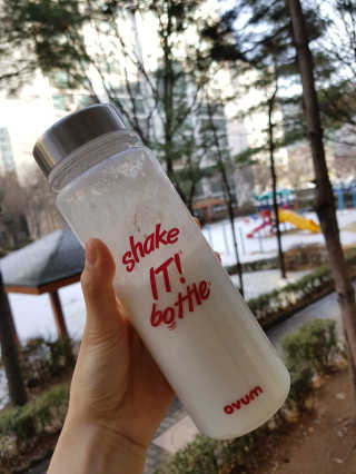 오붐주식회사 오붐 설탕을 뺀 요거트 파우더 라이트 550g+보틀 — 5점을 준 리뷰어가 2017년 12월 올린 사용 사진