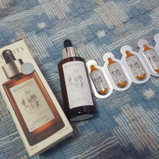 보타니티 [홍]조[진]정[결]케어 플라본 세럼 — 3점을 준 리뷰어가 2018년 5월 올린 사용 사진