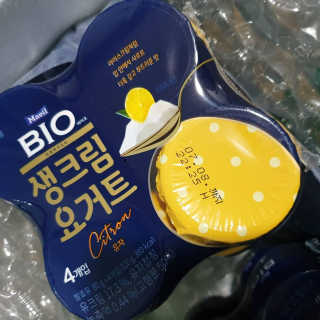 [매일 바이오] 생크림요거트 플레인 12개 + 유자 12개 — 5점을 준 리뷰어가 2019년 7월 올린 사용 사진