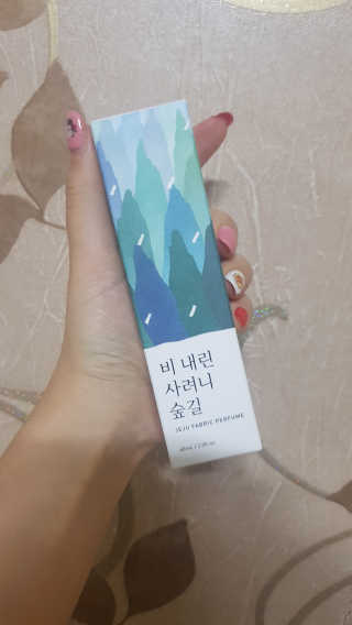 르플랑 제주 패브릭 퍼퓸 60ml 8종 — 5점을 준 리뷰어가 2018년 9월 올린 사용 사진