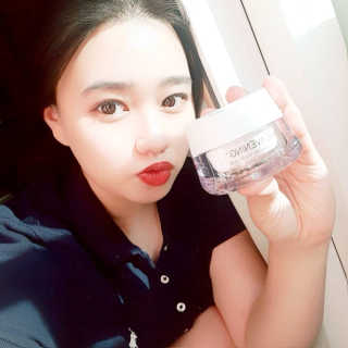 헤브닝 인텐시브 화이트닝크림 50ml — 4.67점을 준 리뷰어가 2018년 8월 올린 사용 사진