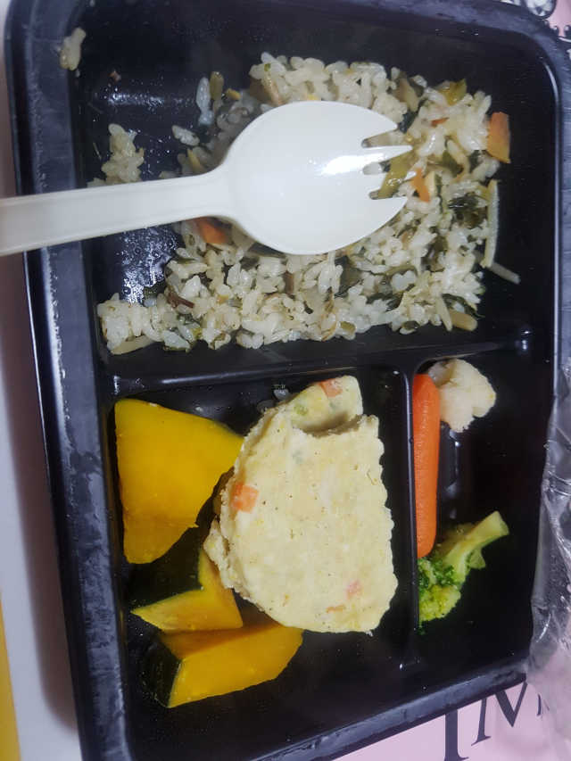 식도락 닭가슴살 도시락 5종 세트구성 리뷰 사진