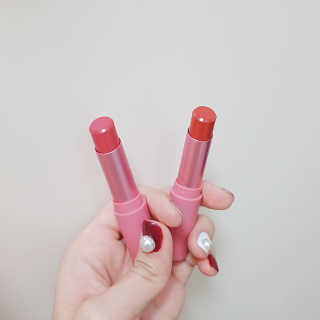 [블랙루즈] 로즈 벨벳 립스틱 택1+랜덤1 — 4.33점을 준 리뷰어가 2018년 11월 올린 사용 사진