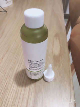달리프 클로렐라 베러 루트 워터트리트먼트 200ml — 4.5점을 준 리뷰어가 2019년 2월 올린 사용 사진