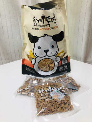 [펫토리아] 맛도 영양도 BEST 한끼뚝딱 강아지 사료 — 5점을 준 리뷰어가 2019년 4월 올린 사용 사진