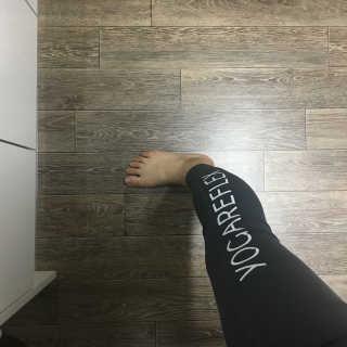 yogareflex PODIUM 요가리플렉스 로고 디자인 롱 팬츠 — 4점을 준 리뷰어가 2017년 4월 올린 사용 사진