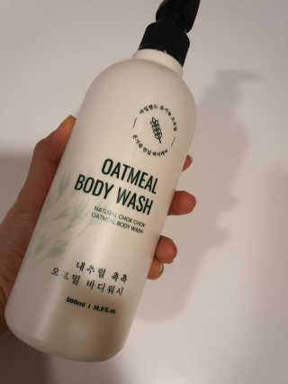 (주)에네스티 내추럴 촉촉  오트밀 바디워시 500ml — 5점을 준 리뷰어가 2020년 2월 올린 사용 사진