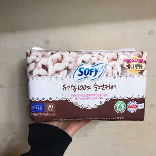 LG유니참 쏘피SOFY 쏘피 유기농 100프로 순면커버 생리대 패키지 — 4점을 준 리뷰어가 2019년 11월 올린 사용 사진