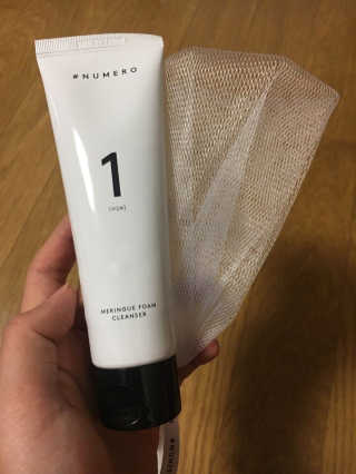 누메로 1 머랭 폼 클렌저 — 2.83점을 준 리뷰어가 2018년 3월 올린 사용 사진