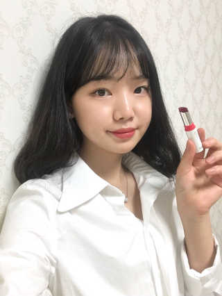 아이소이 ISOI 불가리아 로즈 립 트리트먼트 — 3.67점을 준 리뷰어가 2018년 2월 올린 사용 사진