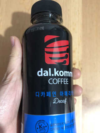 [빙그레] 달콤커피 콜라보 디카페인, 블랙 아메리카노 — 5점을 준 리뷰어가 2019년 1월 올린 사용 사진
