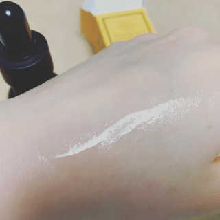 [스킨큐어] 산다화 비타민C 화이트닝 에센스 30ml — 5점을 준 리뷰어가 2020년 3월 올린 사용 사진