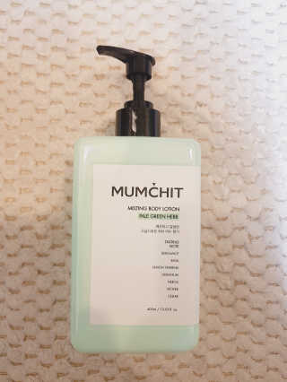 멈칫(MUMCHIT) 멜팅 바디로션 — 5점을 준 리뷰어가 2018년 12월 올린 사용 사진