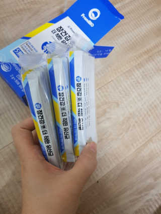 프롬바이오 엄마의 마음을 담은 장건강엔 더 착한 유산균 — 3점을 준 리뷰어가 2019년 11월 올린 사용 사진
