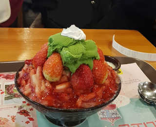 0.8L [공팔데이] 설빙 인절미설빙 기프티콘 — 3.5점을 준 리뷰어가 2019년 6월 올린 사용 사진
