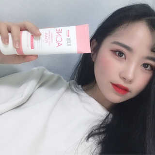 아크웰 아크네 클리어링 딥 클렌징 폼 — 5점을 준 리뷰어가 2018년 12월 올린 사용 사진