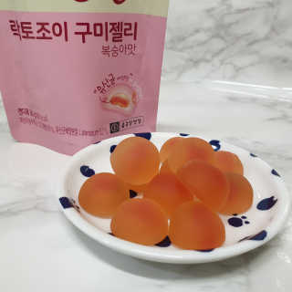 락토조이 구미젤리 복숭아맛 — 4점을 준 리뷰어가 2019년 10월 올린 사용 사진