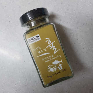 성진홀푸드 프리미엄 천연조미료 휼 120g 1병 — 5점을 준 리뷰어가 2019년 5월 올린 사용 사진