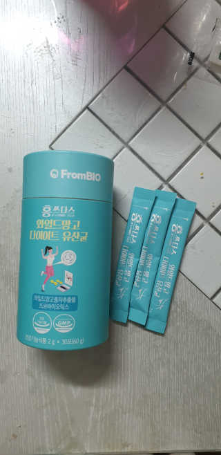 홍쓰다스 다이어트유산균, 체지방감소와 장건강개선 — 5점을 준 리뷰어가 2020년 1월 올린 사용 사진