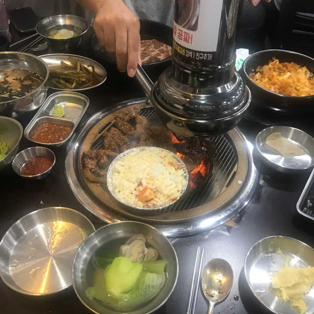 [두툼갈비] 두툼갈비 2인분 + 매콤치즈버섯 set 리뷰 사진