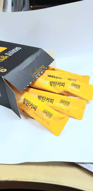 한국맥널티 아이브루 방탄커피 — 4점을 준 리뷰어가 2019년 9월 올린 사용 사진