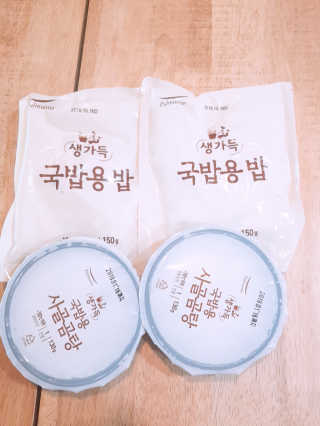 [풀무원] 사골곰탕국밥 황태해장국밥 — 5점을 준 리뷰어가 2018년 6월 올린 사용 사진