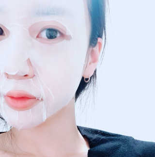 23years old 바데카실 더마실 마스크 — 4점을 준 리뷰어가 2018년 4월 올린 사용 사진