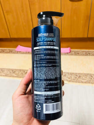 다슈코리아 다슈 단백질 한방 두피 골드 샴푸 500ml +샴푸브러쉬 — 4.5점을 준 리뷰어가 2019년 5월 올린 사용 사진