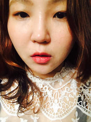 포렌코즈 글램 얼루어 립 크레용 — 5점을 준 리뷰어가 2017년 7월 올린 사용 사진