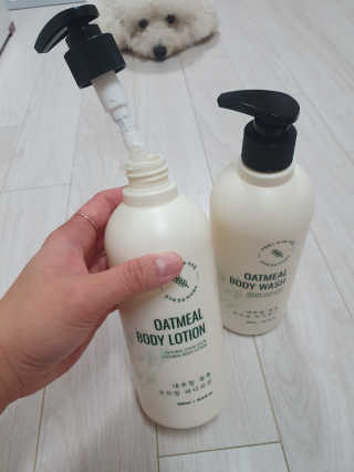 (주)에네스티 내추럴 촉촉  오트밀 바디로션 500ml — 4.5점을 준 리뷰어가 2019년 12월 올린 사용 사진